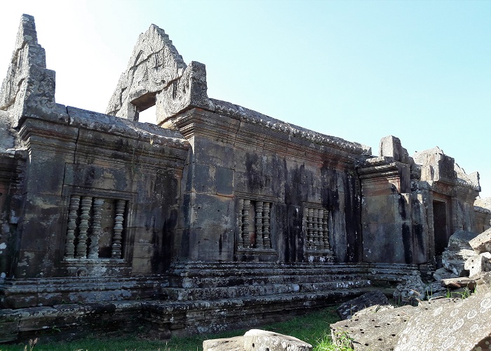 Temple Preah Vihear galerie sanctuaire principal côté